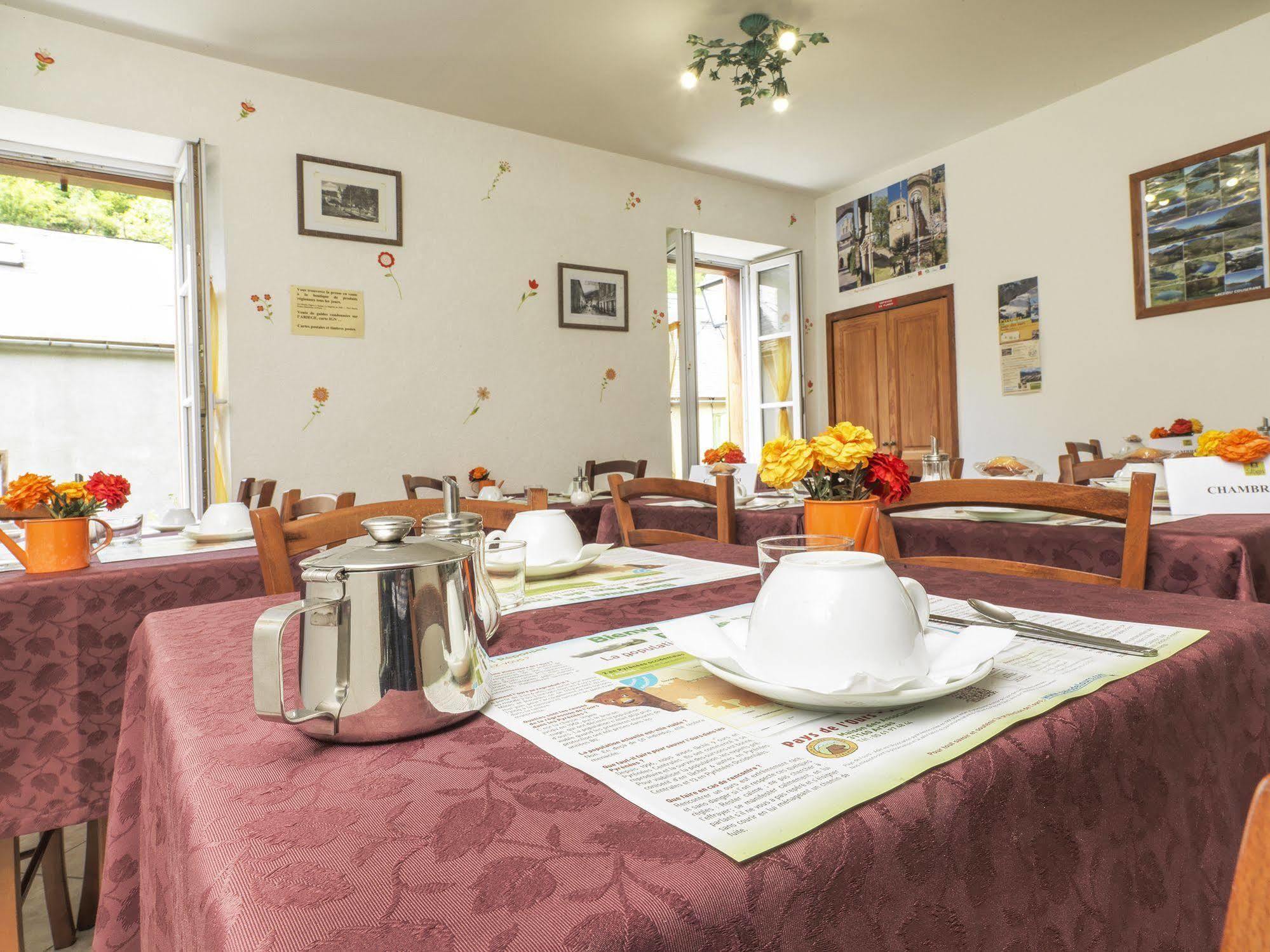 Auberge De L'Isard Saint-Denis  Dış mekan fotoğraf